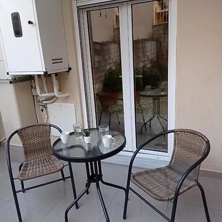 Central Home * Tríkala