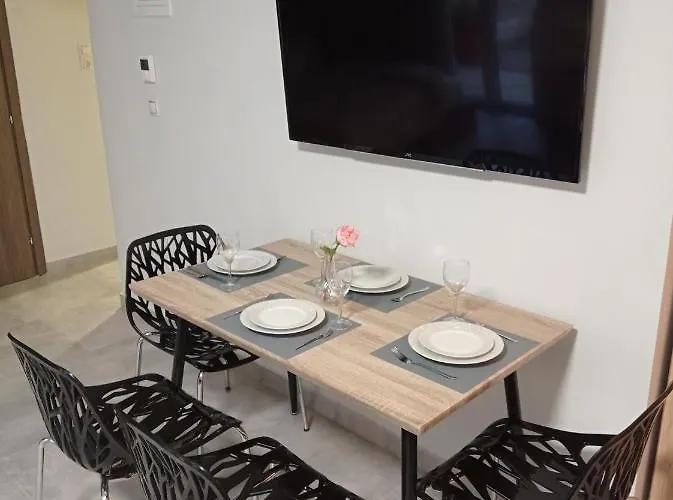 Apartment Central Home